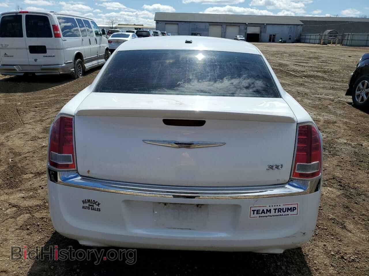2013 CHRYSLER 300 - VIN: 2C3CCAAG2DH627343 - Фото 6
