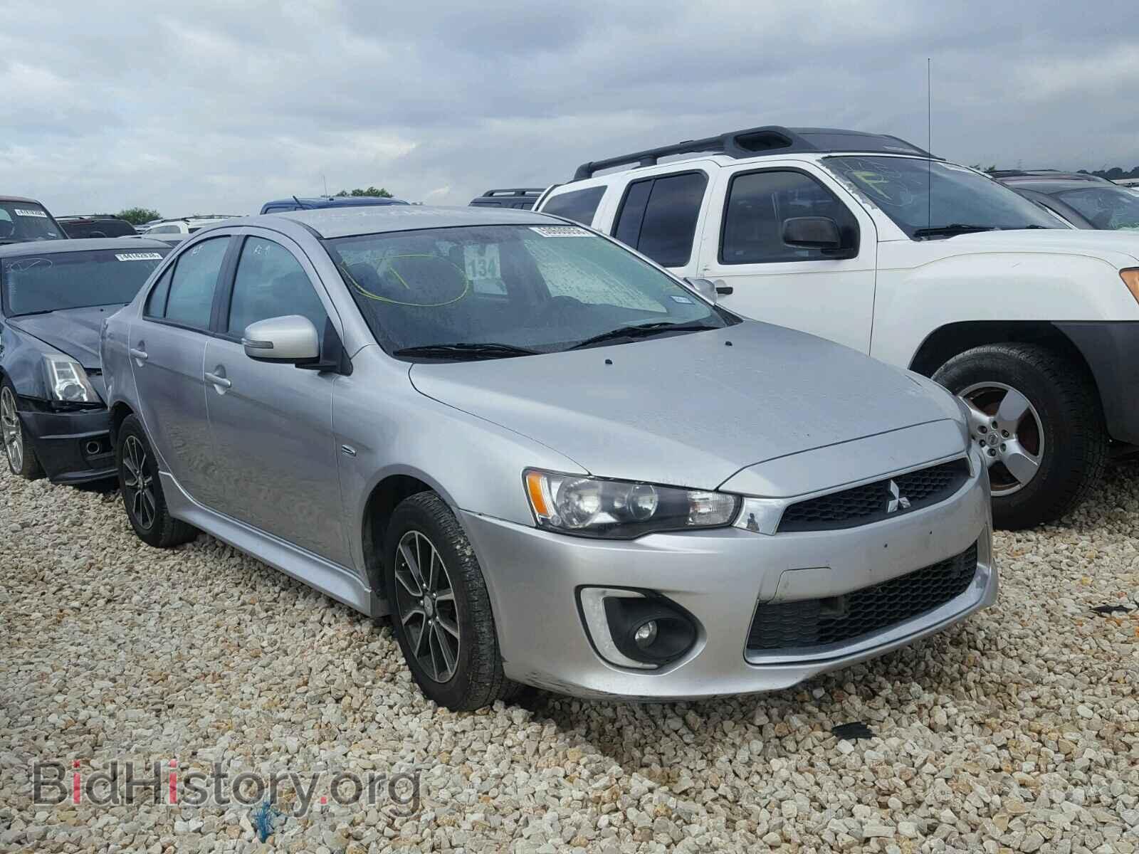 Photo JA32U2FUXHU003588 - MITSUBISHI LANCER 2017