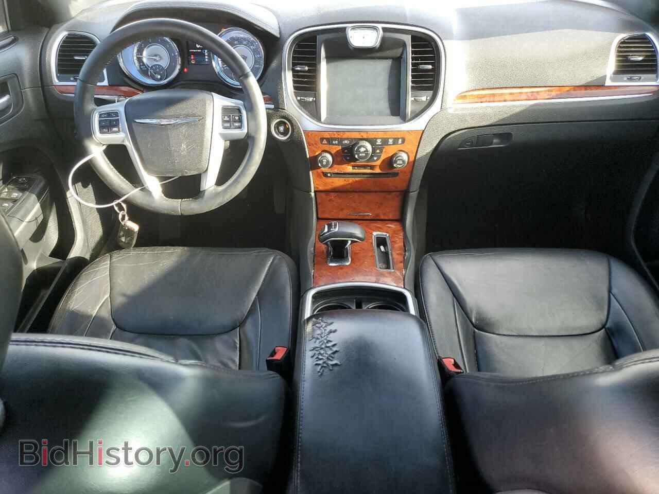2014 CHRYSLER 300 - VIN: 2C3CCAAG4EH235367 - Фото 8