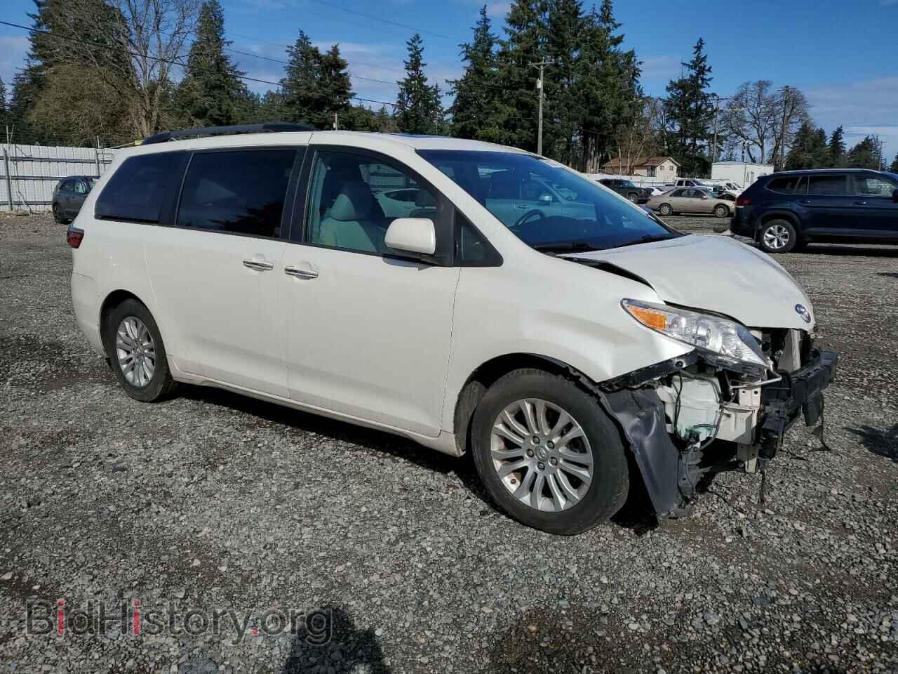 2017 TOYOTA All Models - VIN: 5TDYZ3DC5HS830688 - Фото 4