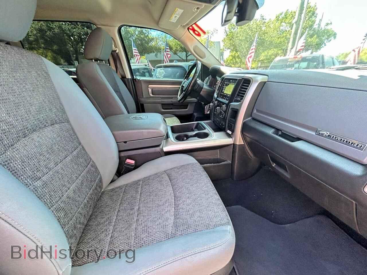 2018 RAM 1500 - VIN: 3C6RR7LG3JG203497 - Фото 5