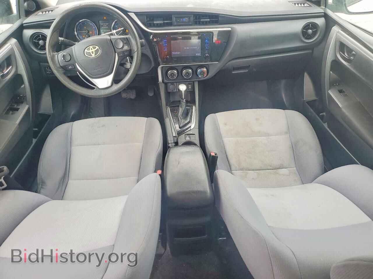 2018 TOYOTA COROLLA - VIN: 5YFBURHEXJP764737 - Фото 8