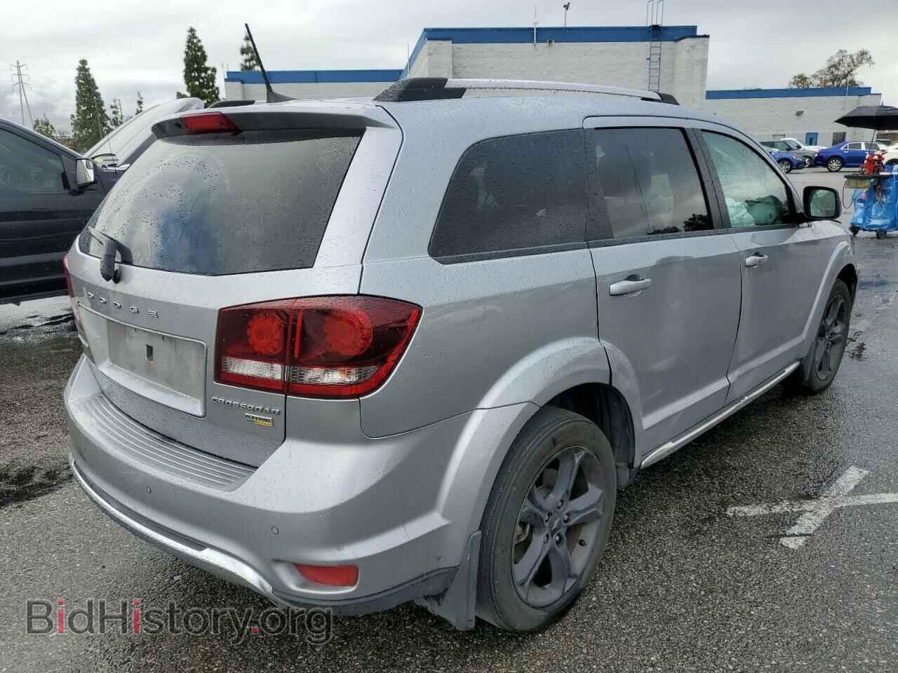 2018 DODGE JOURNEY - VIN: 3C4PDCGG9JT511007 - Фото 3