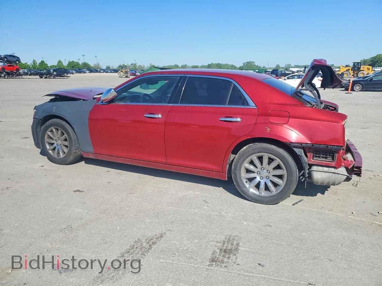 2011 CHRYSLER 300 - VIN: 2C3CA5CG6BH529634 - Фото 2