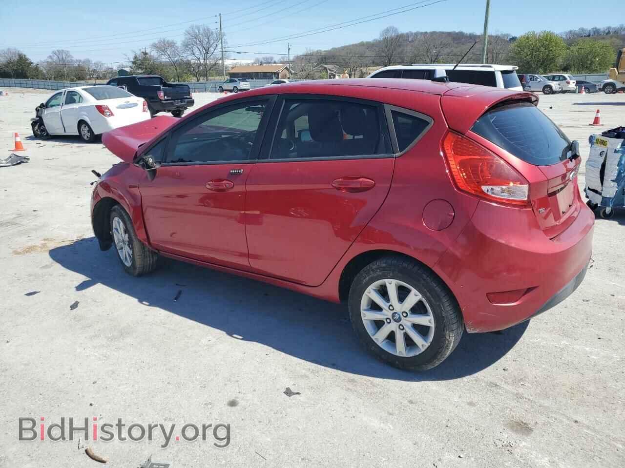 2011 FORD FIESTA - VIN: 3FADP4EJXBM174489 - Фото 2