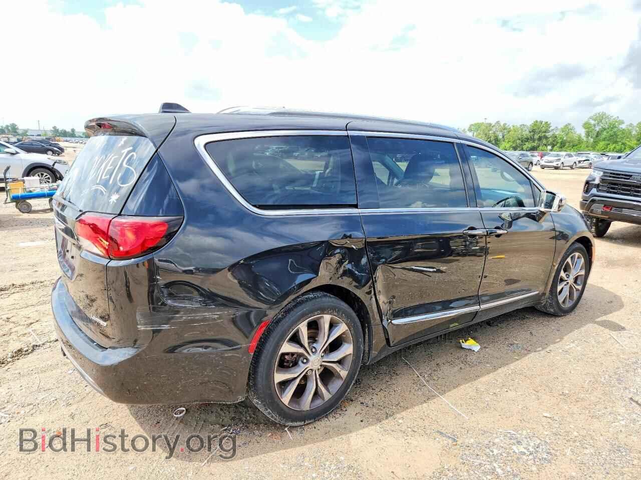 2017 CHRYSLER PACIFICA - VIN: 2C4RC1GG0HR637981 - Photo 3