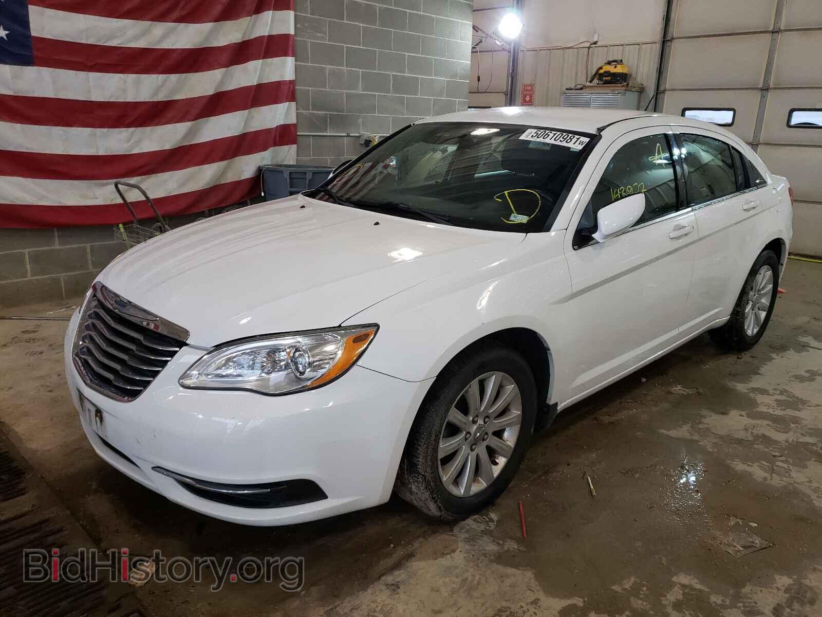 2012 CHRYSLER 200 - VIN: 1C3CCBBB5CN105546 - Фото 2