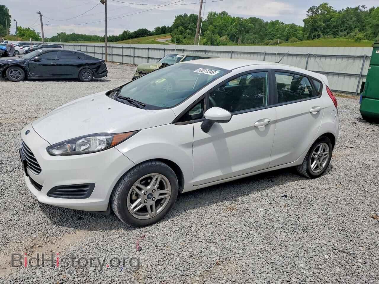 Photo 3FADP4EJ3KM104090 - FORD FIESTA 2019
