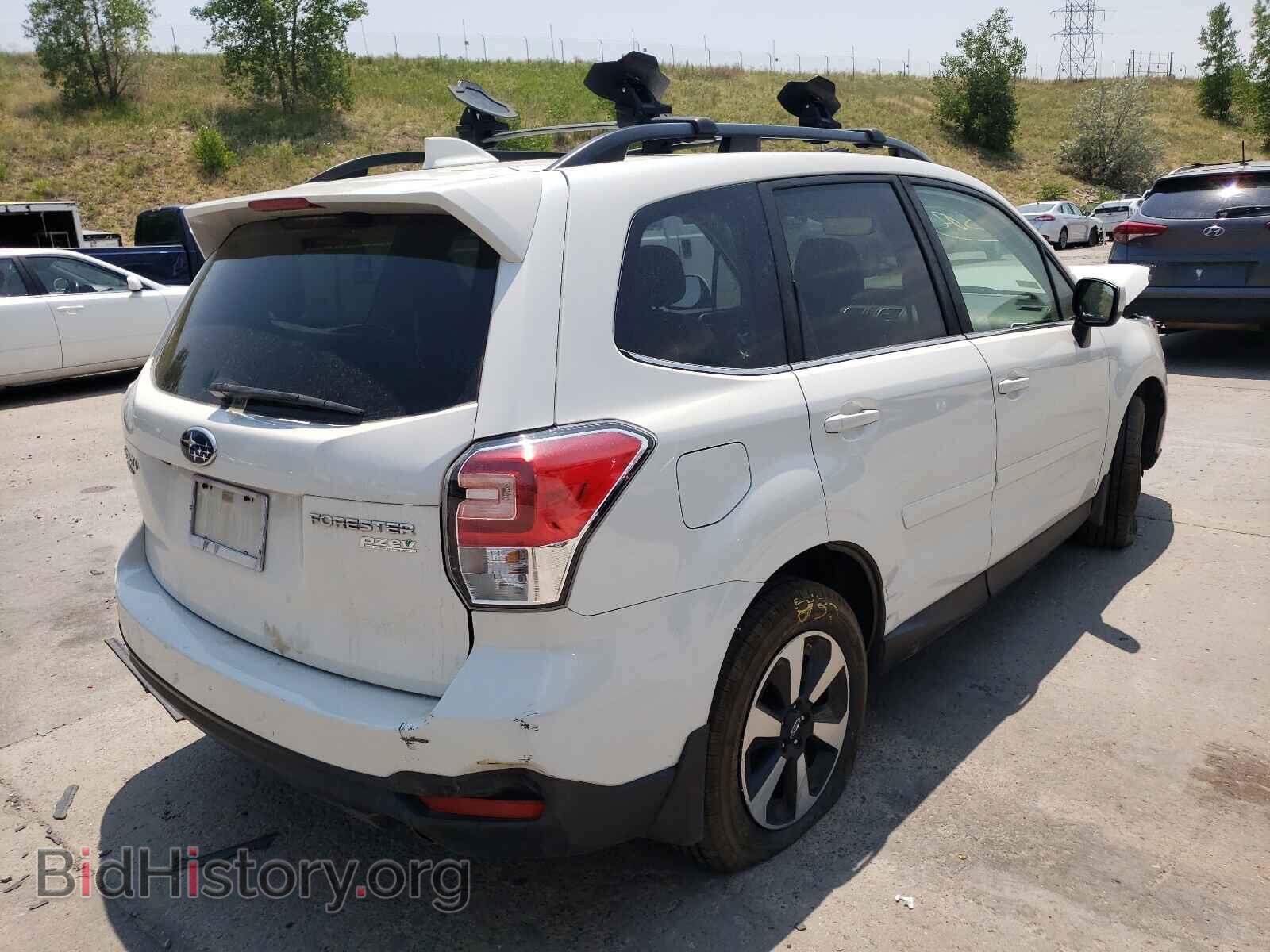 2017 SUBARU FORESTER - VIN: JF2SJAJC4HH530149 - Фото 4