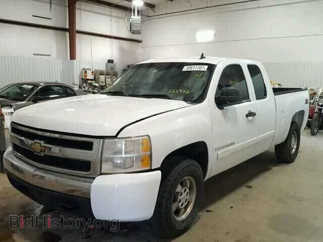 2008 CHEVROLET SILVERADO - VIN: 2GCEK19J681123772 - Фото 2