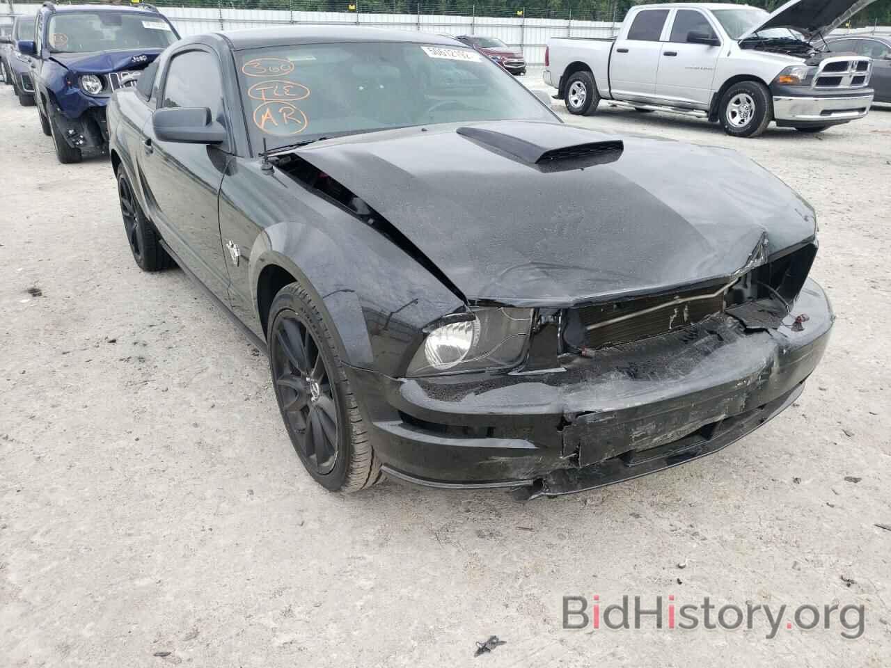 Photo 1ZVHT82H595126637 - FORD MUSTANG 2009