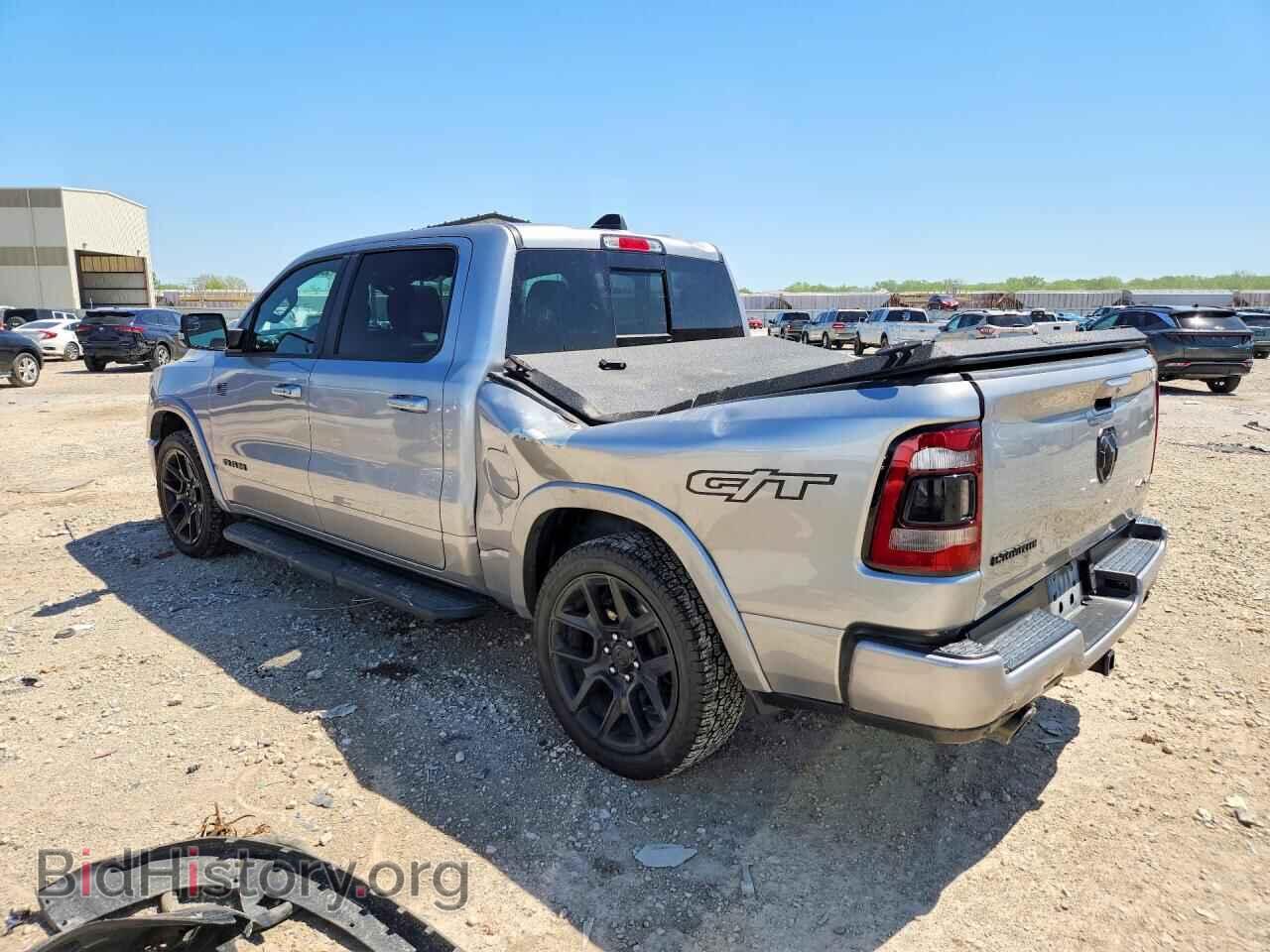 2022 RAM 1500 - VIN: 1C6SRFJT0NN102278 - Фото 2