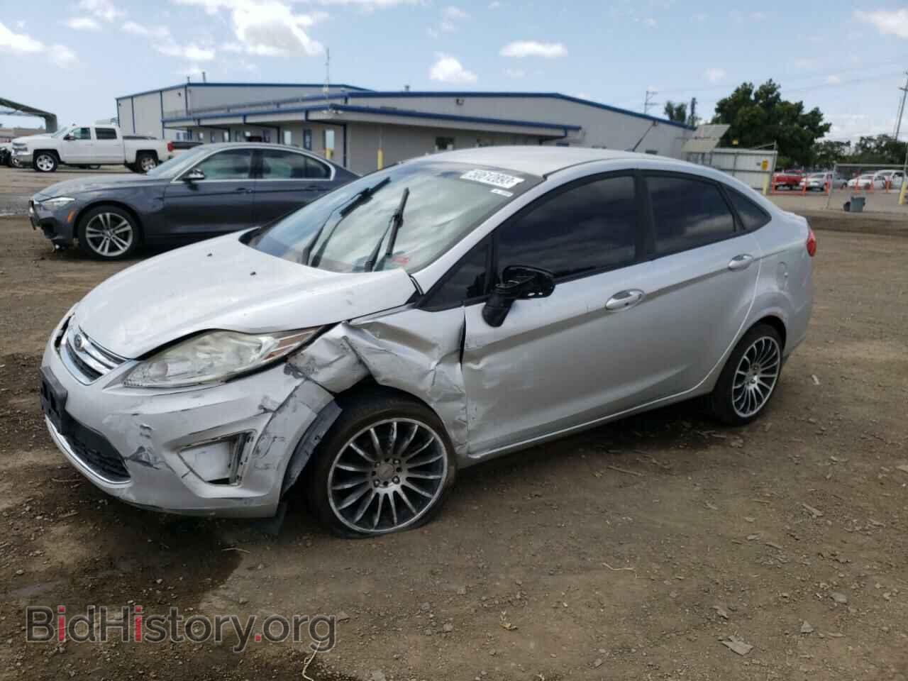 Photo 3FADP4BJ2CM219110 - FORD FIESTA 2012