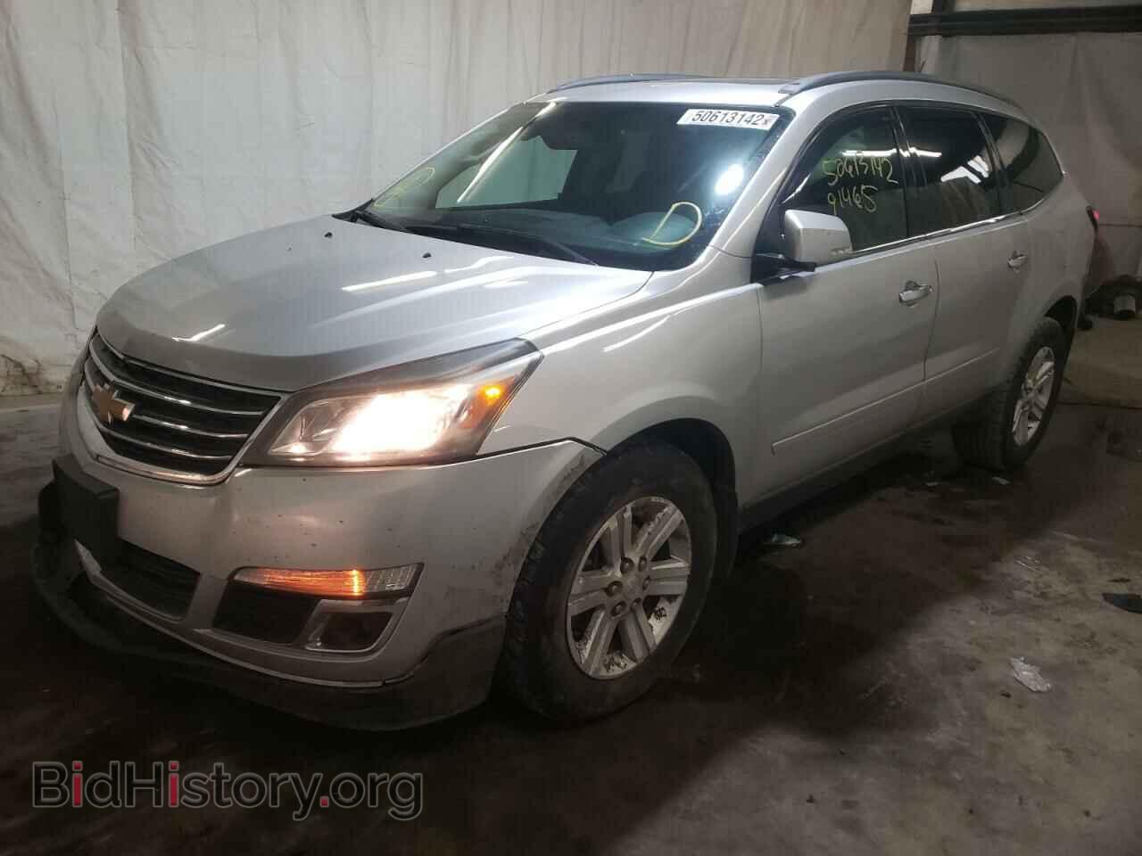 2013 CHEVROLET TRAVERSE - VIN: 1GNKVJKD2DJ198085 - Фото 2