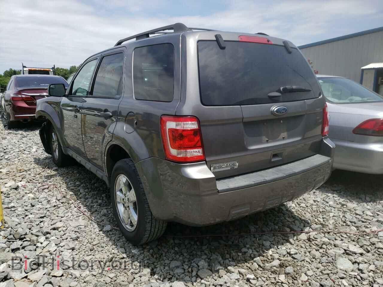 2011 FORD ESCAPE - VIN: 1FMCU0D74BKA78812 - Фото 3