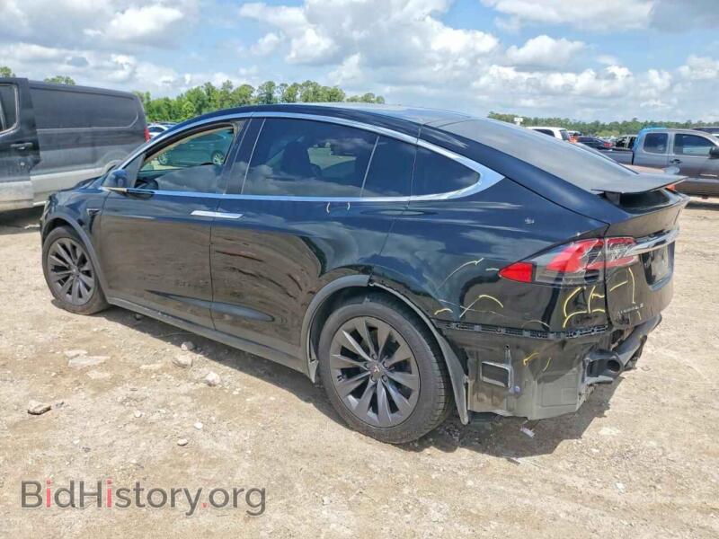 2018 Tesla MODEL X (VIN 5YJXCBE29JF136366) — photo 2 of 14