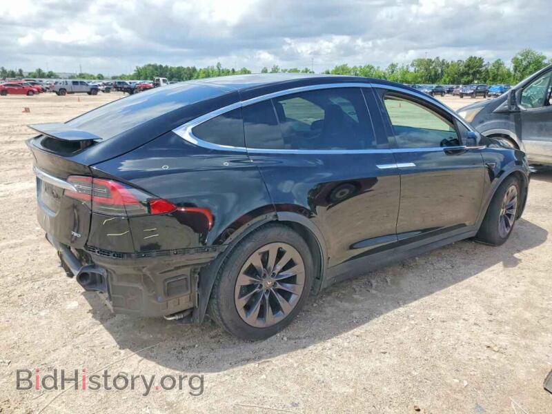 2018 Tesla MODEL X (VIN 5YJXCBE29JF136366) — photo 3 of 14