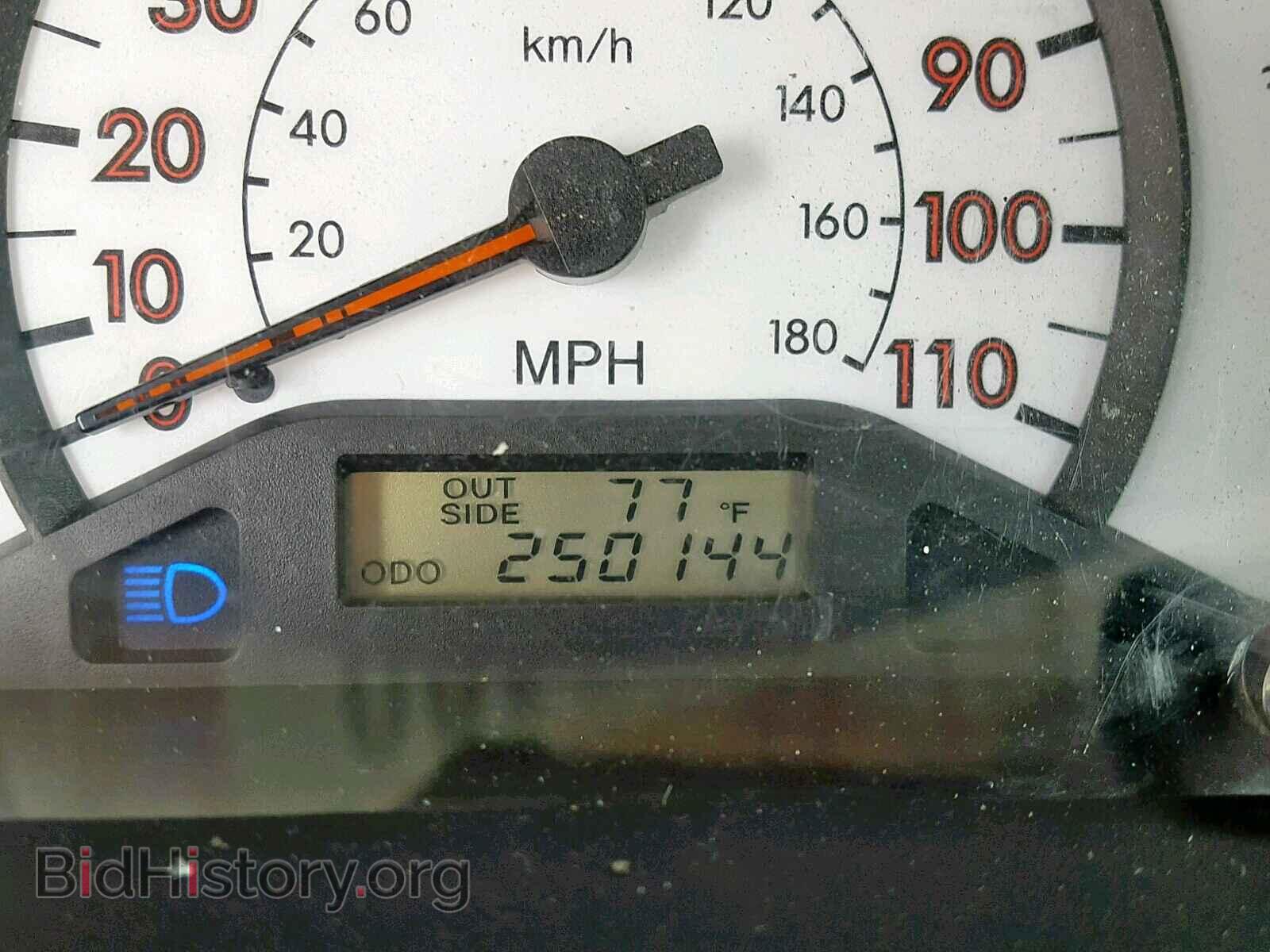 2003 TOYOTA COROLLA - VIN: 2T1BR32E33C140742 - Photo 8