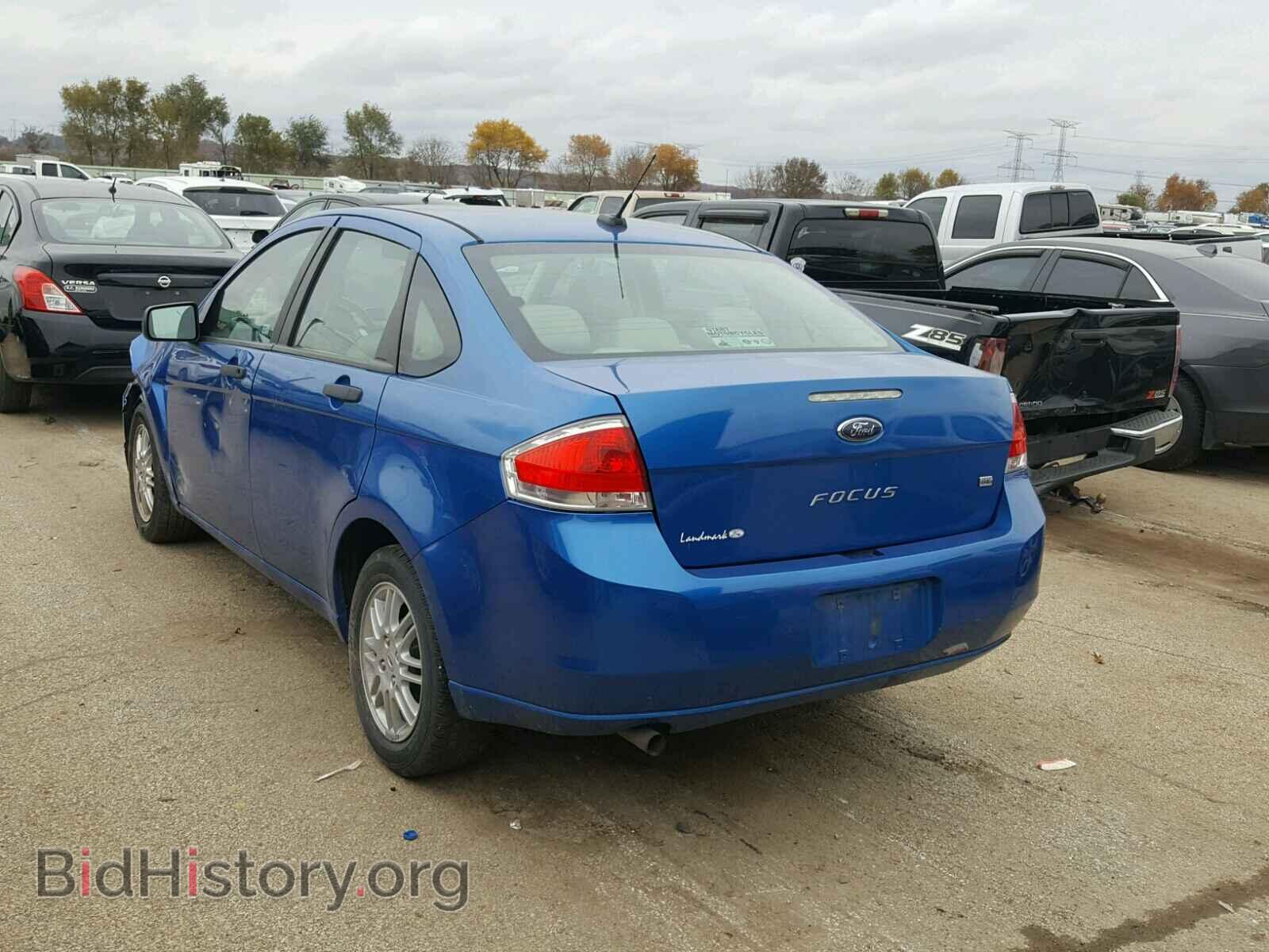 2011 FORD FOCUS - VIN: 1FAHP3FN2BW197066 - Фото 3