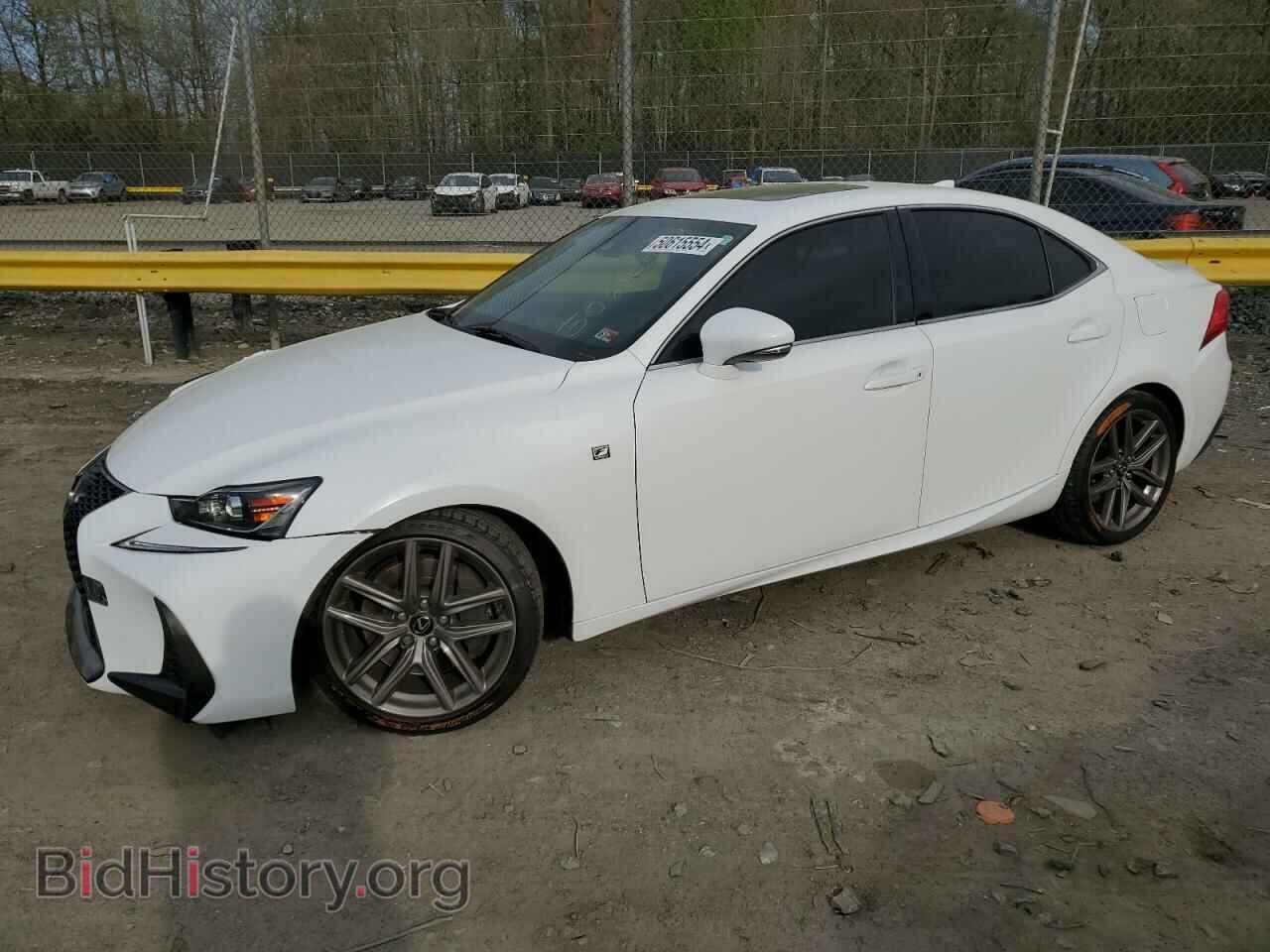 Photo JTHBA1D21J5062694 - LEXUS IS 2018