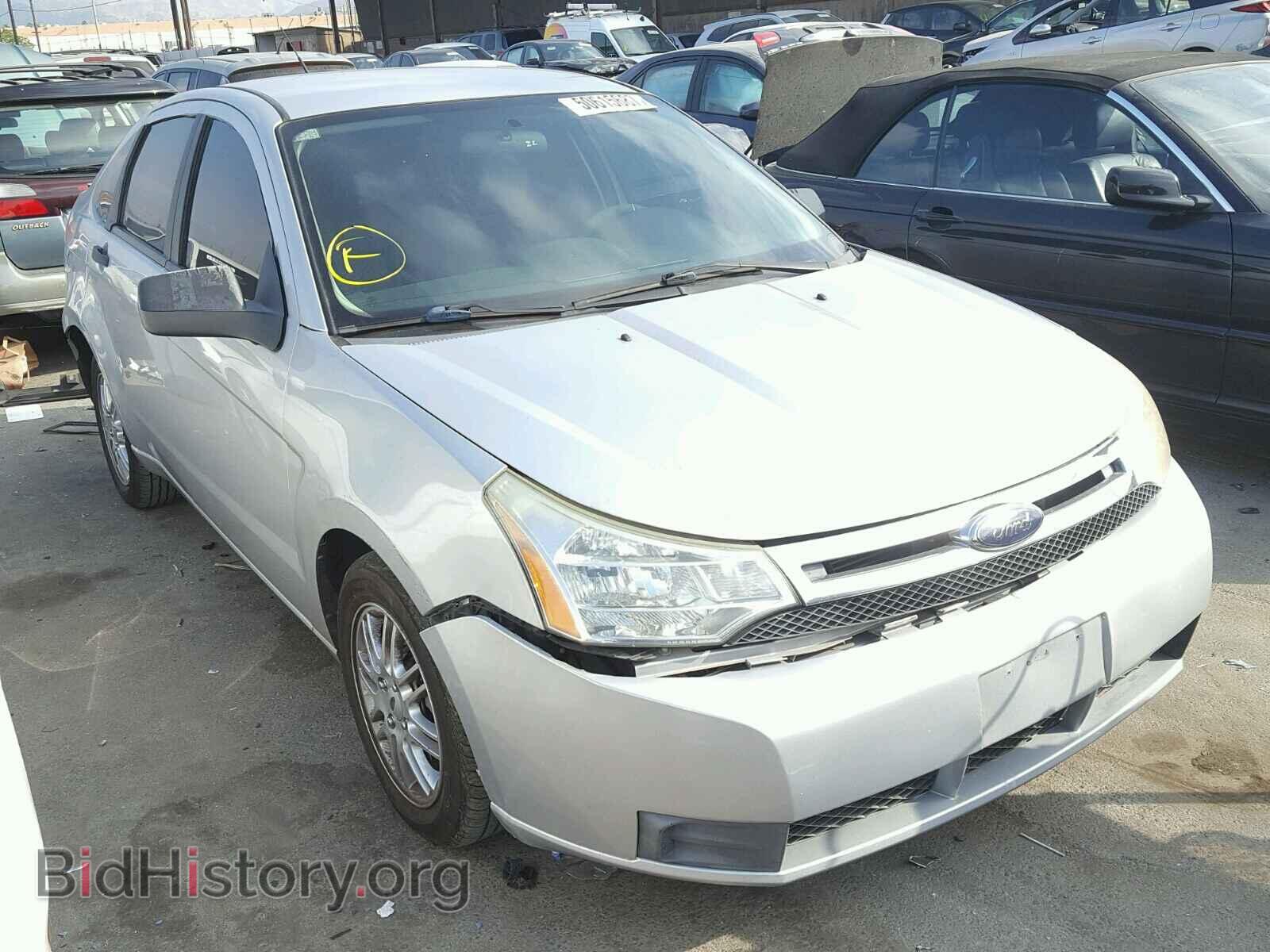 Photo 1FAHP35N19W148730 - FORD FOCUS 2009