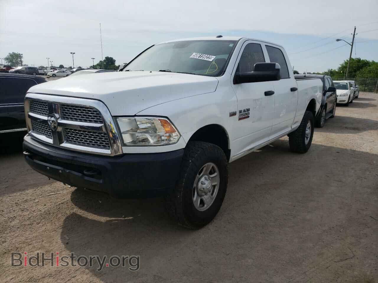 2016 RAM 2500 - VIN: 3C6TR5CT7GG282091 - Photo 2