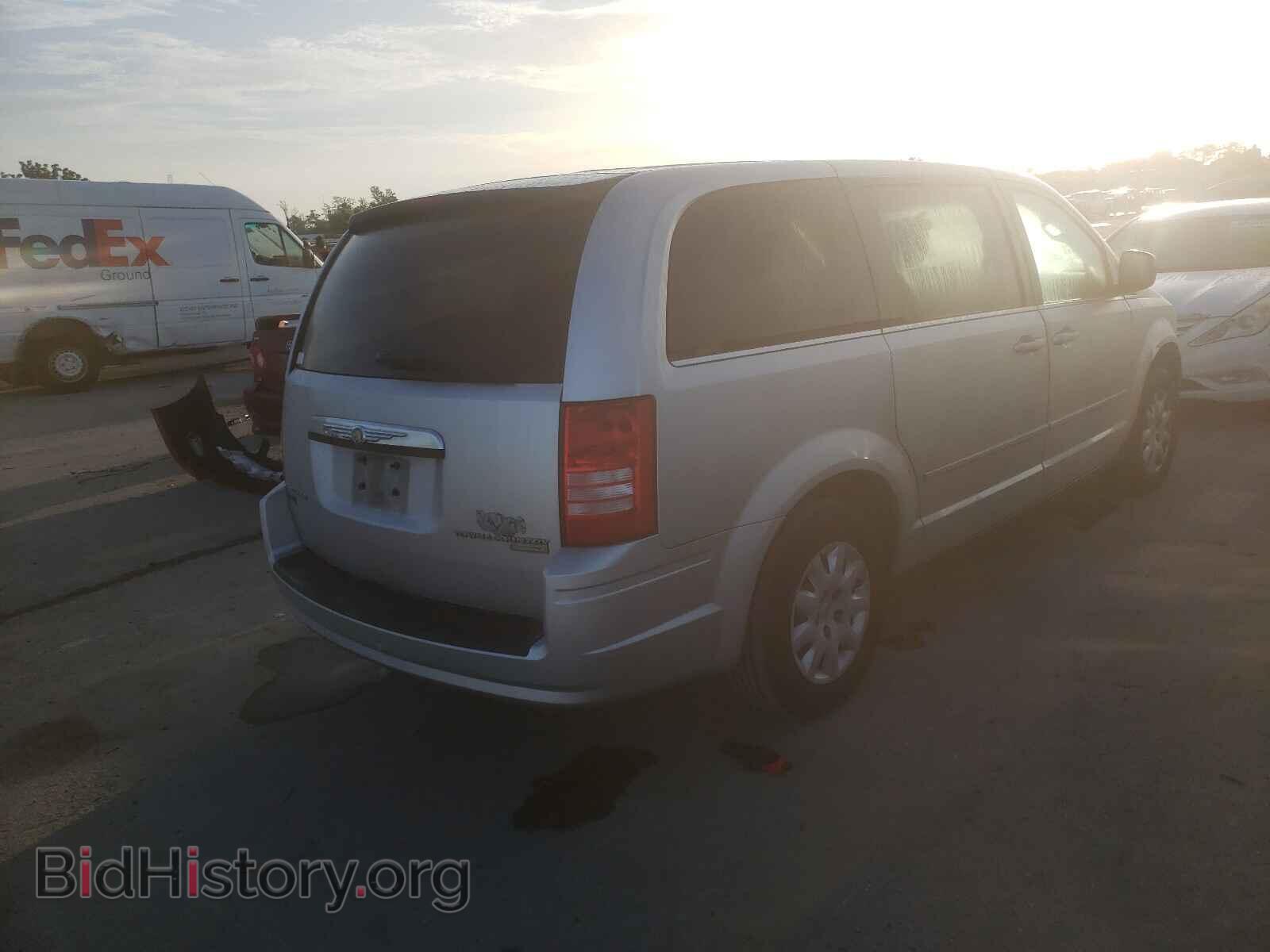 2009 CHRYSLER MINIVAN - VIN: 2A8HR44E59R627469 - Фото 4