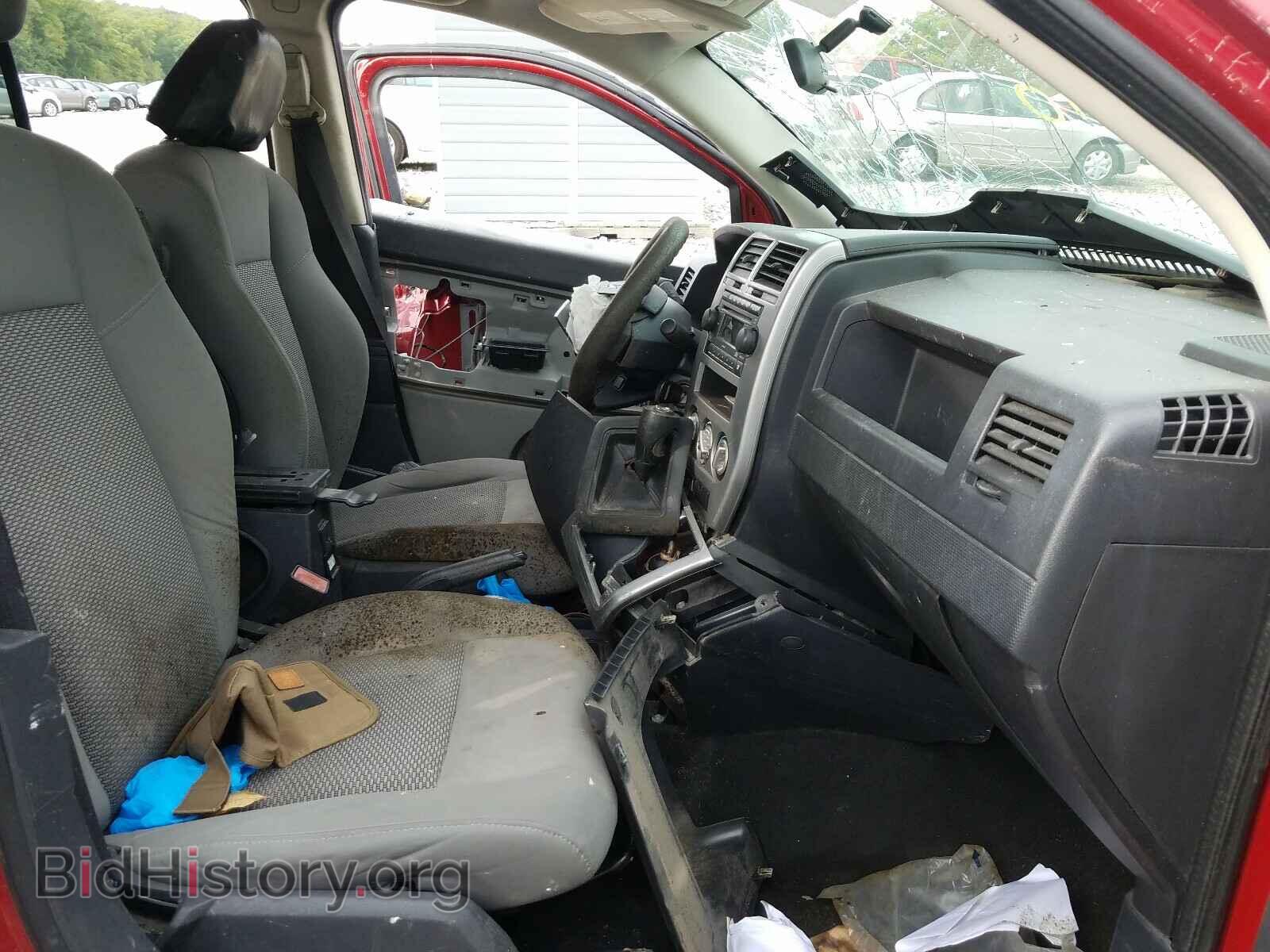 2007 JEEP COMPASS - VIN: 1J8FT47W77D205782 - Фото 5