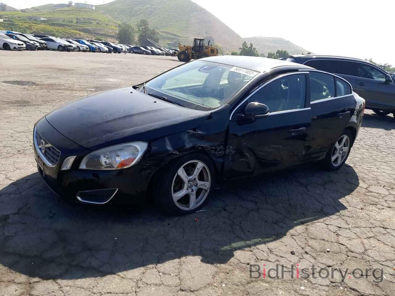 Photo YV1612FH0D2184294 - VOLVO S60 2013