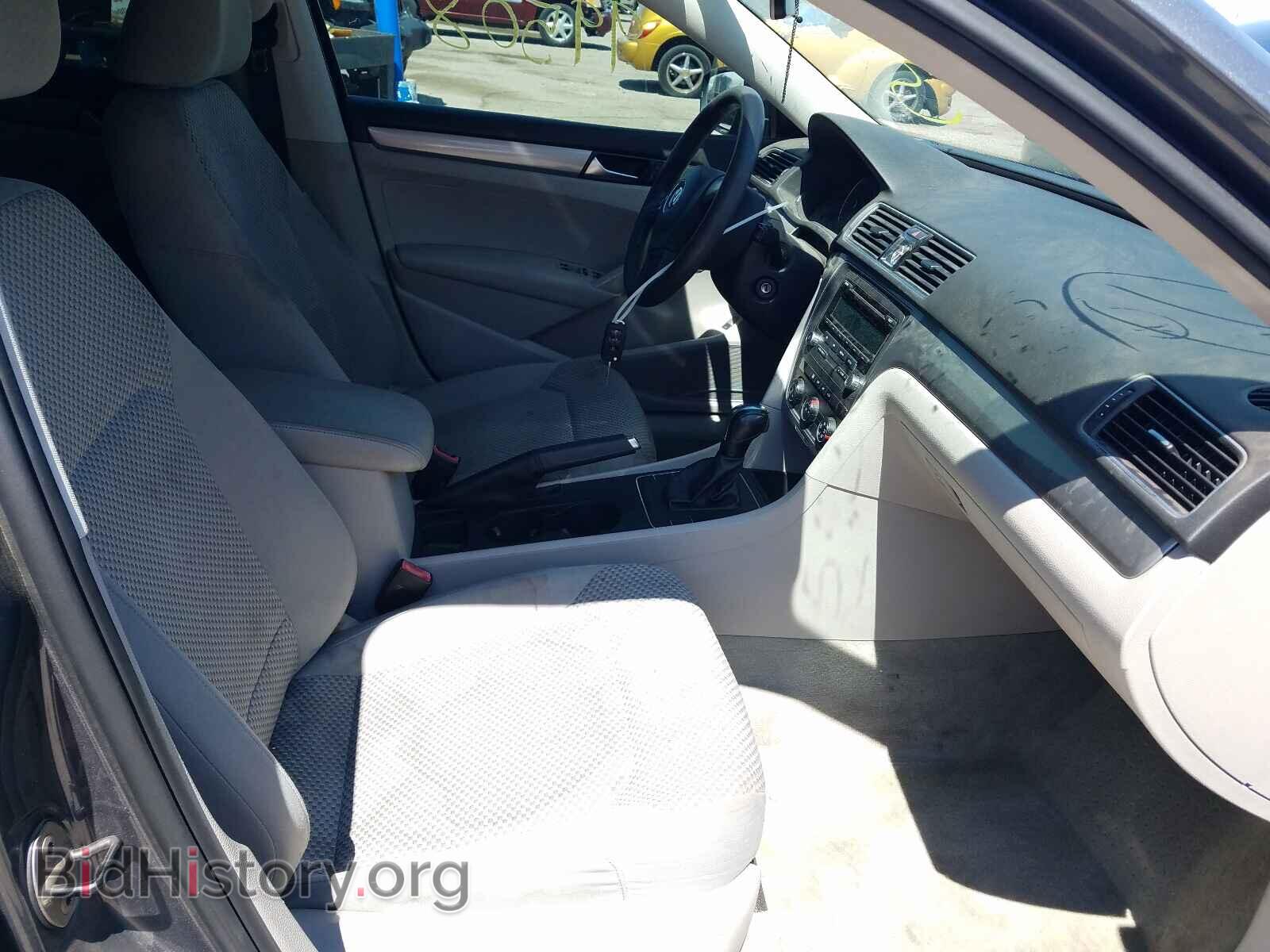 2014 VOLKSWAGEN PASSAT - VIN: 1VWAT7A34EC036385 - Photo 5