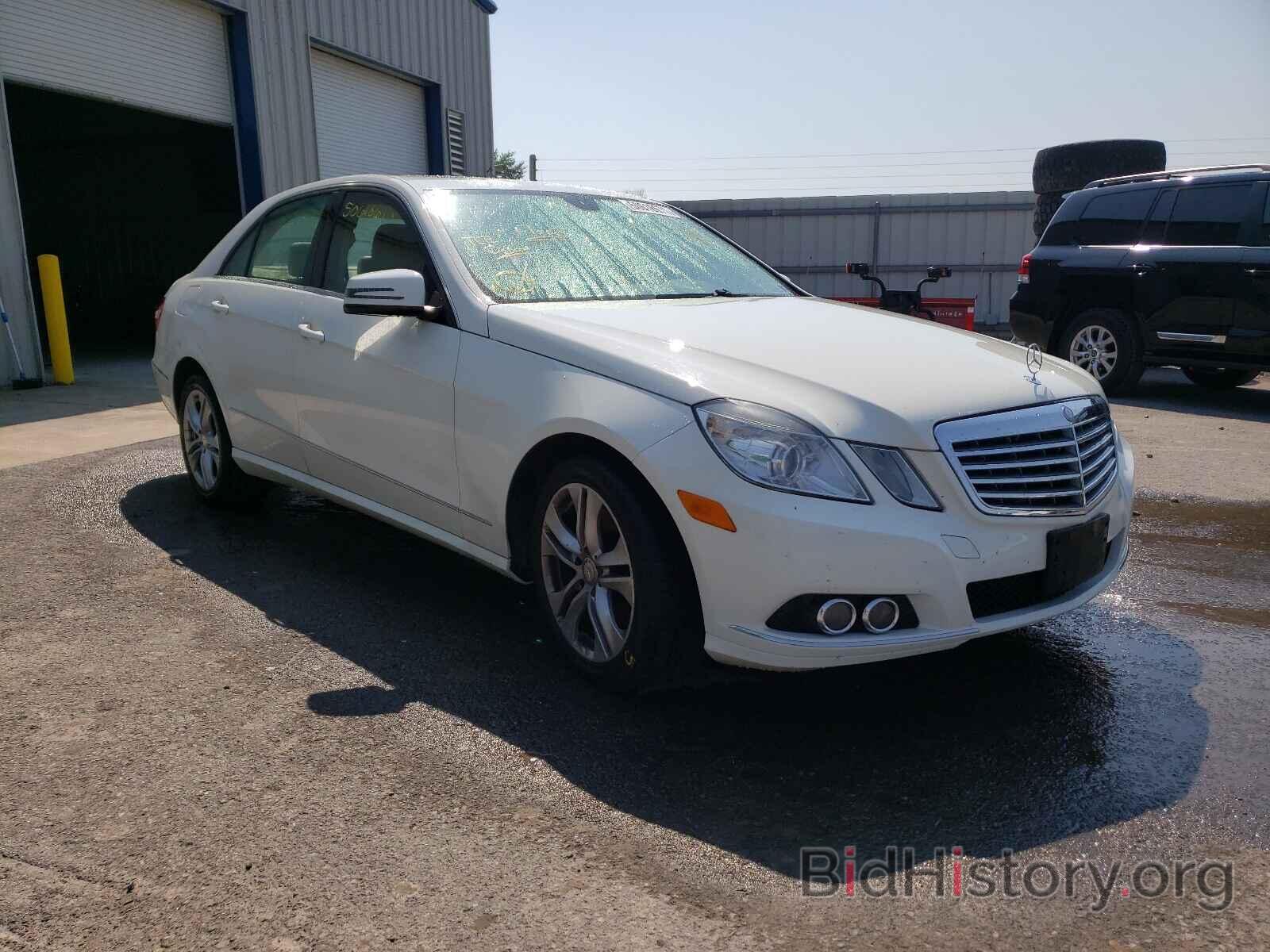 Photo WDDHF8HB7AA136892 - MERCEDES-BENZ E-CLASS 2010