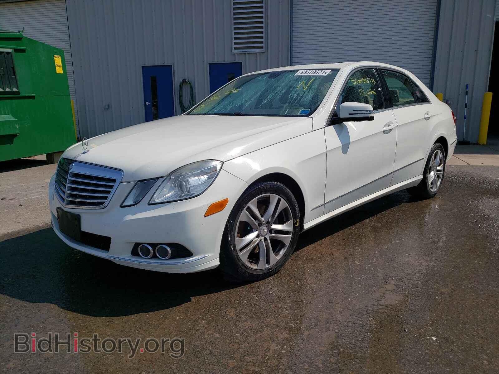 2010 MERCEDES-BENZ E-CLASS - VIN: WDDHF8HB7AA136892 - Фото 2