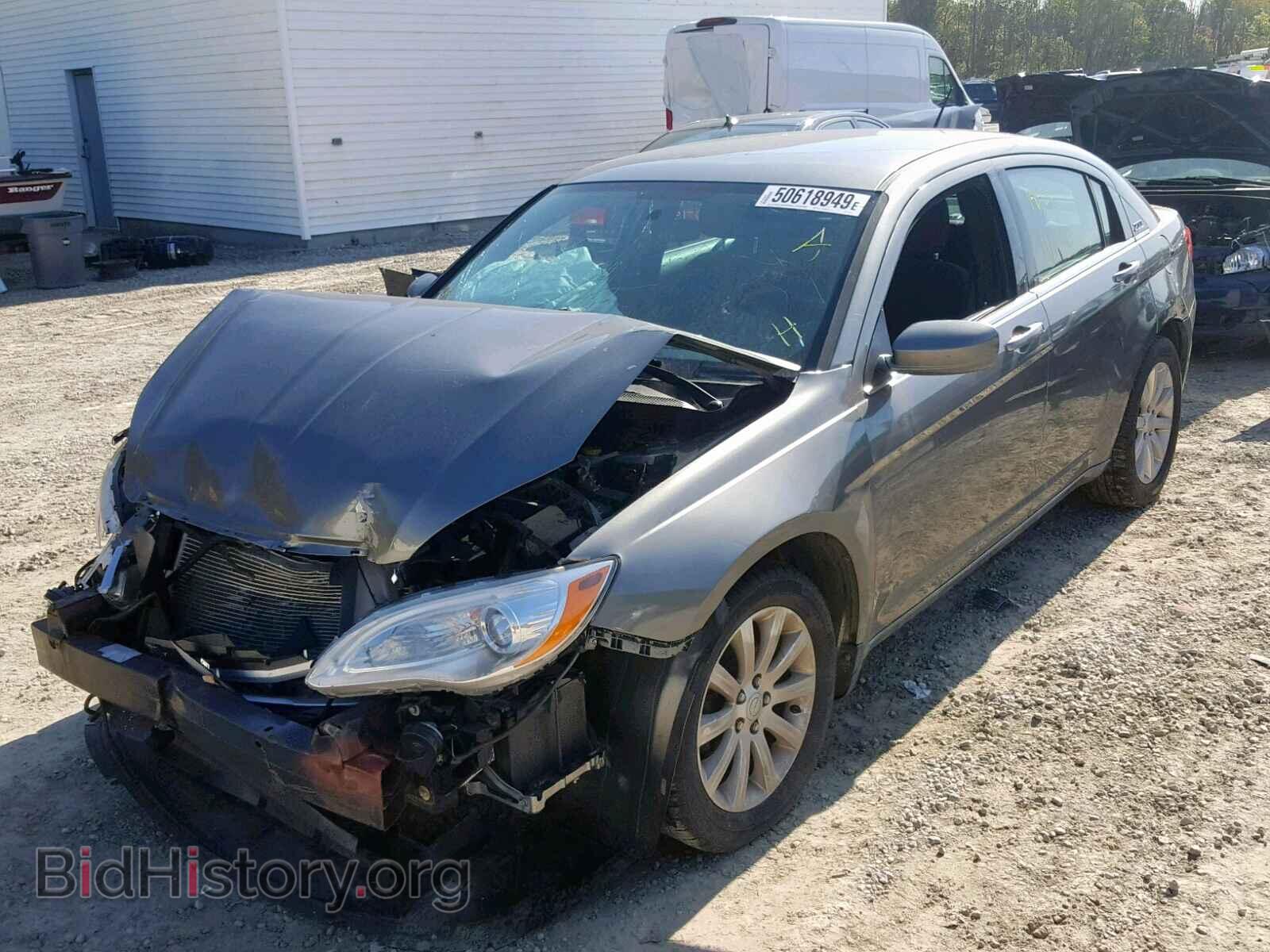2012 CHRYSLER 200 - VIN: 1C3CCBBG5CN283274 - Фото 2