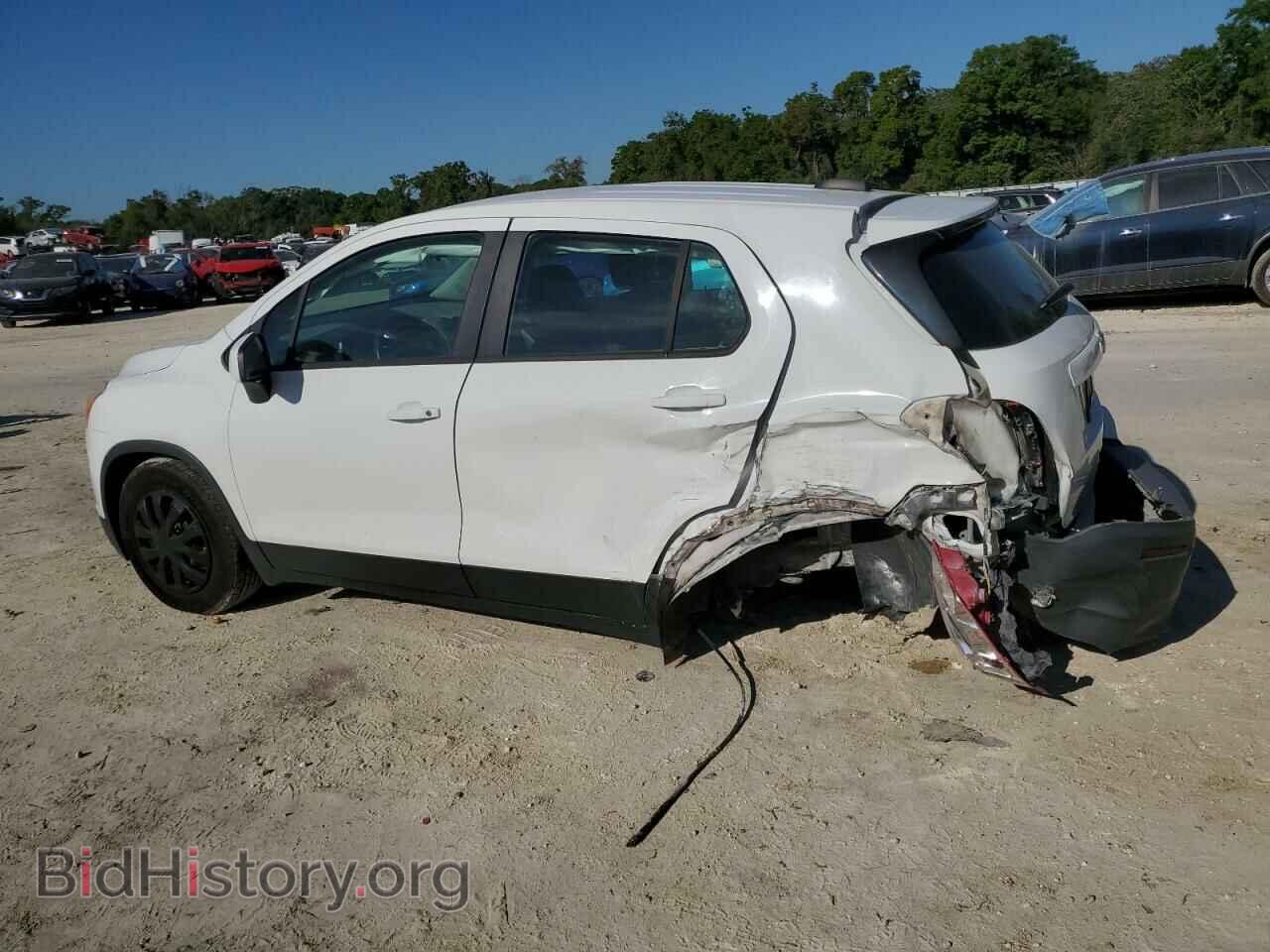 2015 CHEVROLET TRAX - VIN: 3GNCJKSBXFL235691 - Фото 2