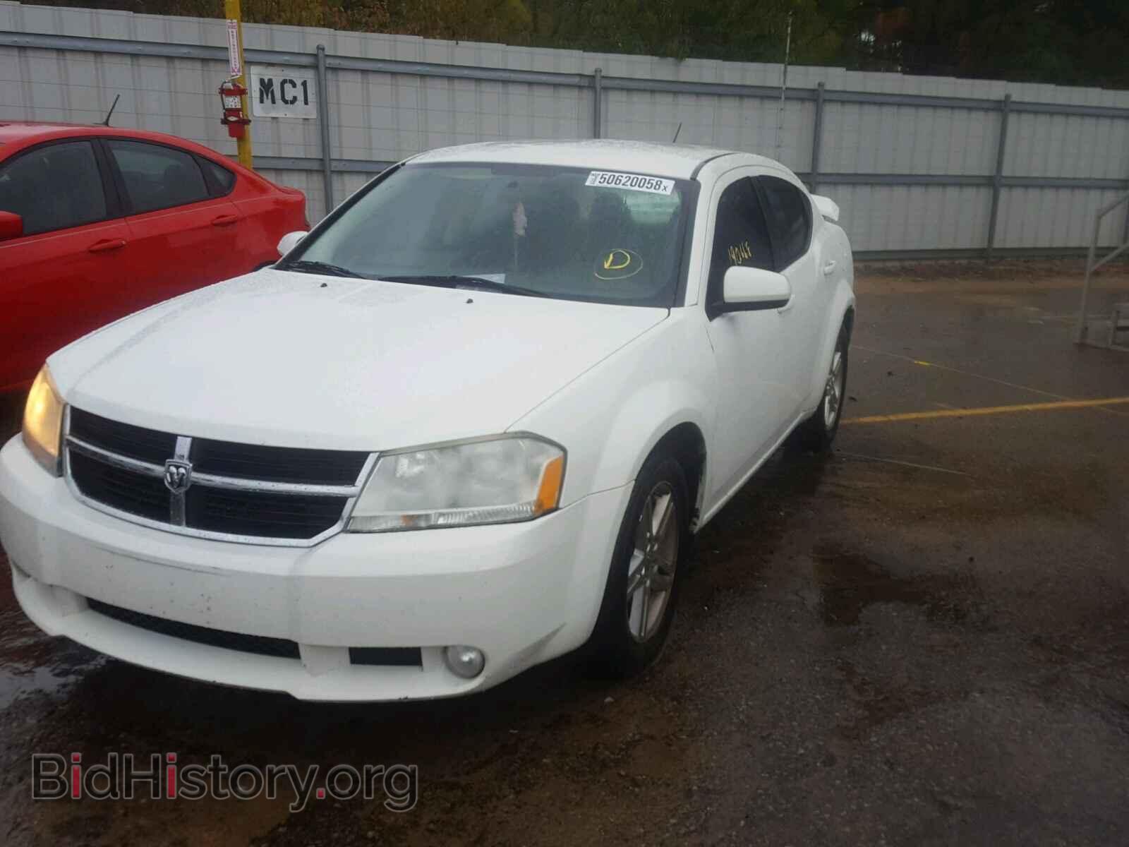 2010 DODGE AVENGER - VIN: 1B3CC5FB0AN226698 - Фото 2