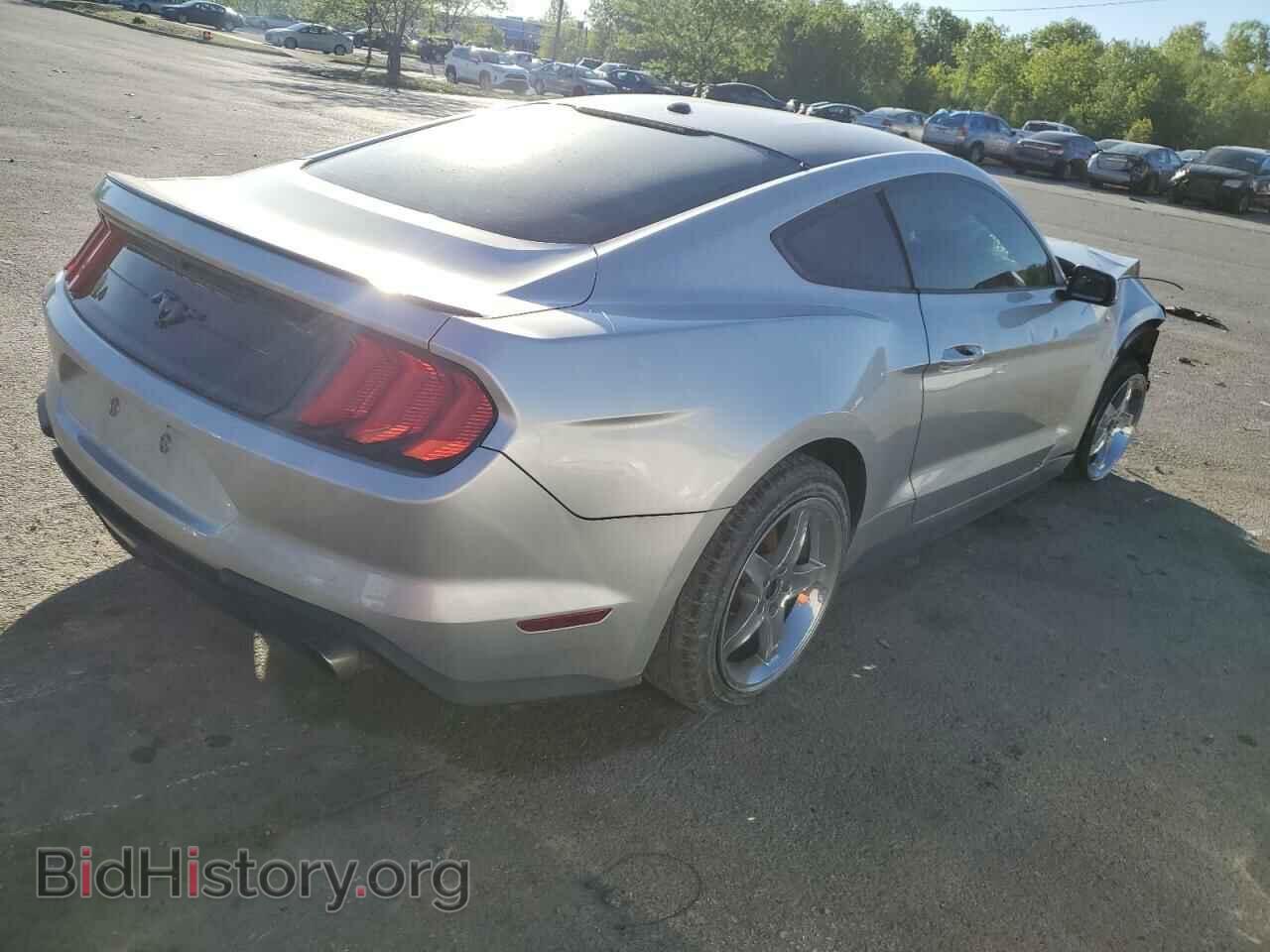2019 FORD MUSTANG - VIN: 1FA6P8TH3K5176297 - Фото 3