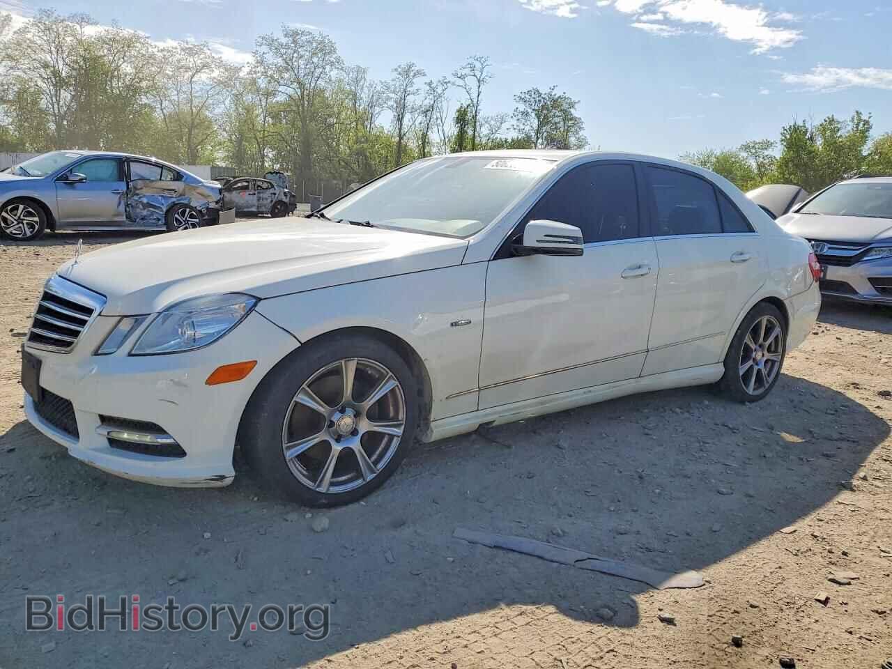 Photo WDDHF8JB9CA654063 - MERCEDES-BENZ E-CLASS 2012