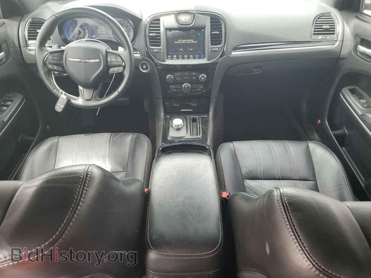 2018 CHRYSLER 300 - VIN: 2C3CCABG2JH266464 - Фото 8