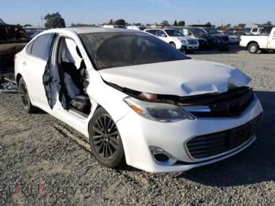 2014 Toyota AVALON Avalon HYB, белый — VIN 4T1BD1EB3EU023412, Copart