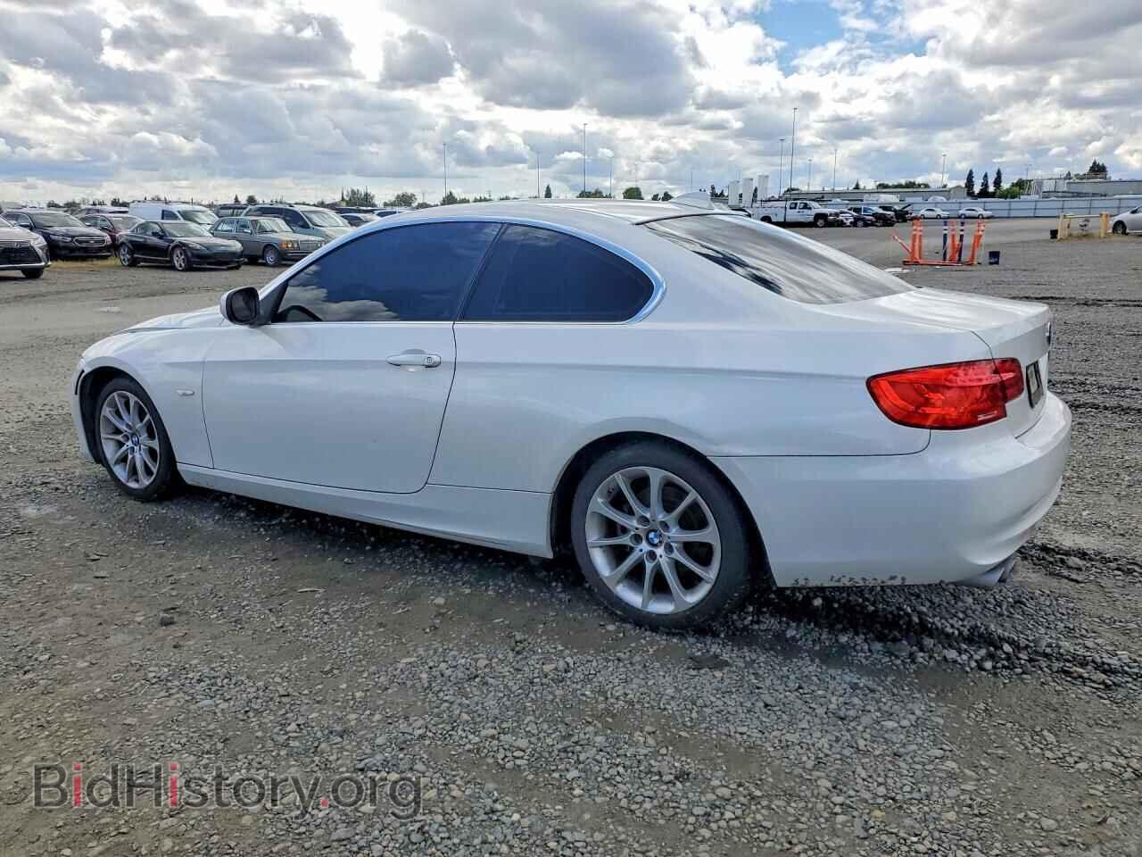 2011 BMW 3 SERIES - VIN: WBAKE5C59BE574193 - Фото 2