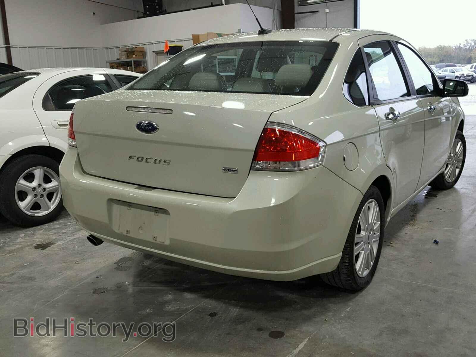 2011 FORD FOCUS - VIN: 1FAHP3HN1BW190266 - Фото 4