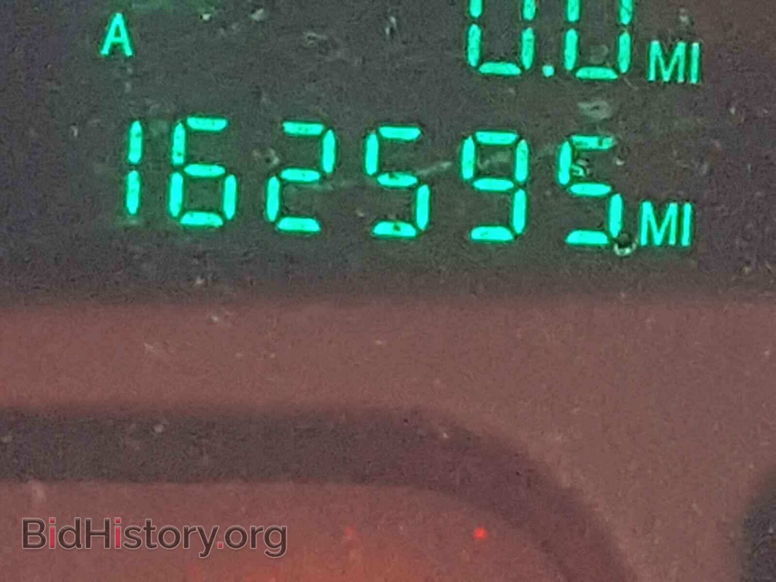 2005 CADILLAC DEVILLE - VIN: 1G6KD54Y65U106871 - Photo 8