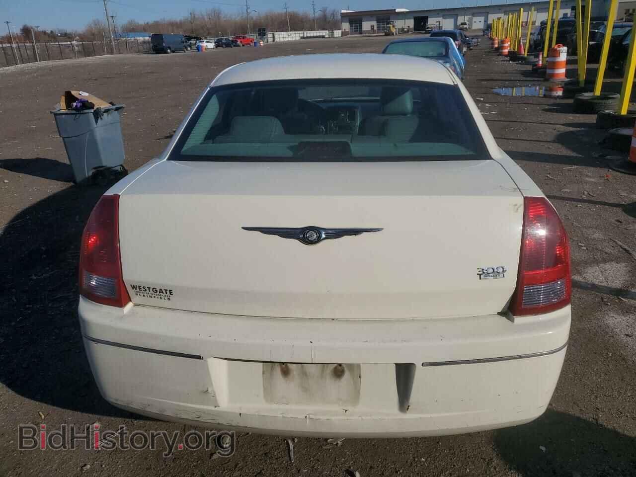 2005 CHRYSLER 300 - VIN: 2C3JA53GX5H152771 - Фото 6