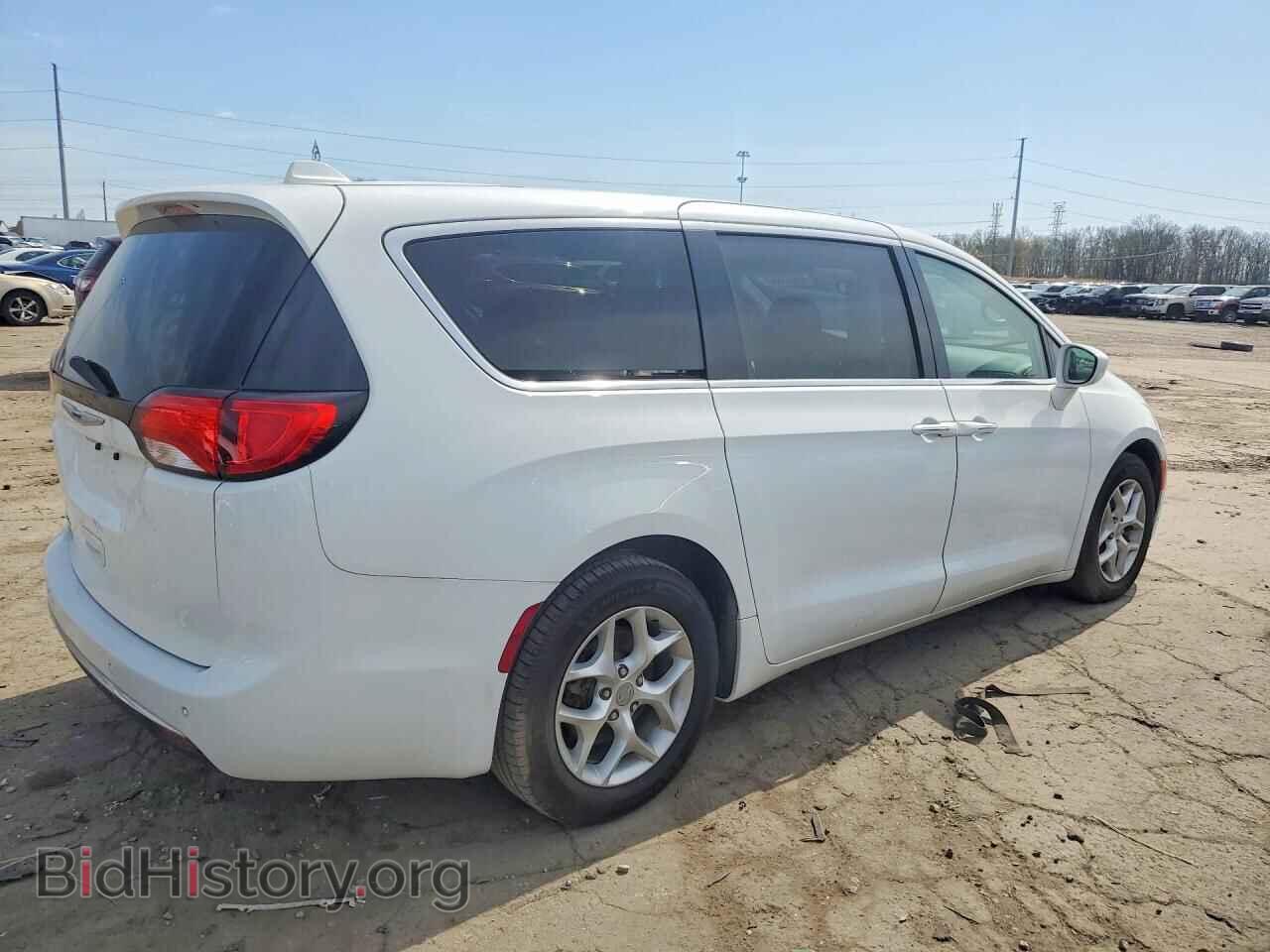 2018 CHRYSLER PACIFICA - VIN: 2C4RC1FG6JR128730 - Фото 3