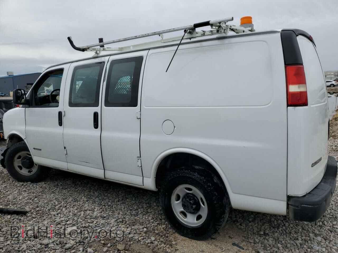 2005 CHEVROLET EXPRESS - VIN: 1GCGG25V051176817 - Фото 2