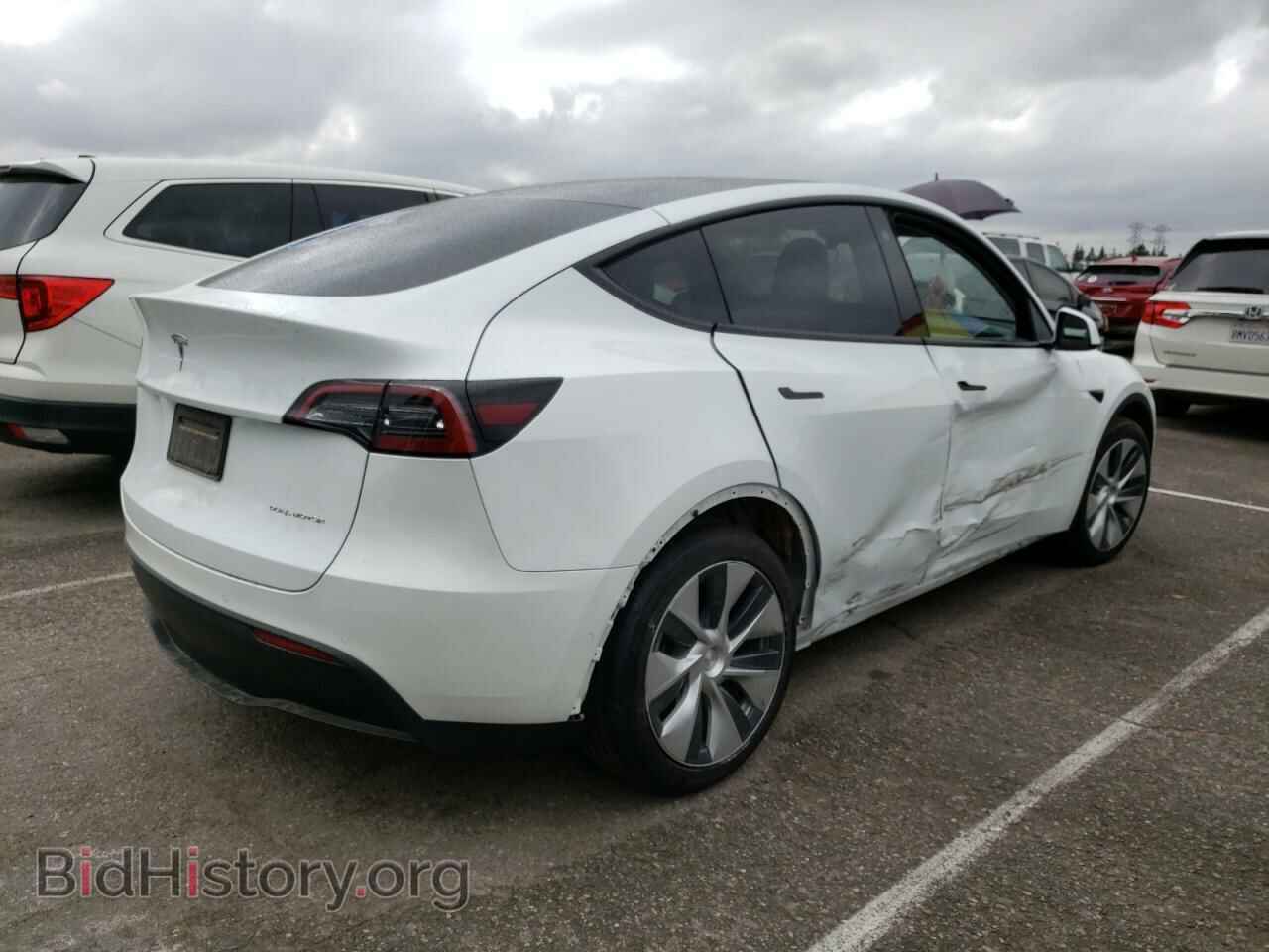2022 TESLA MODEL Y - VIN: 7SAYGDEE8NF462084 - Фото 3