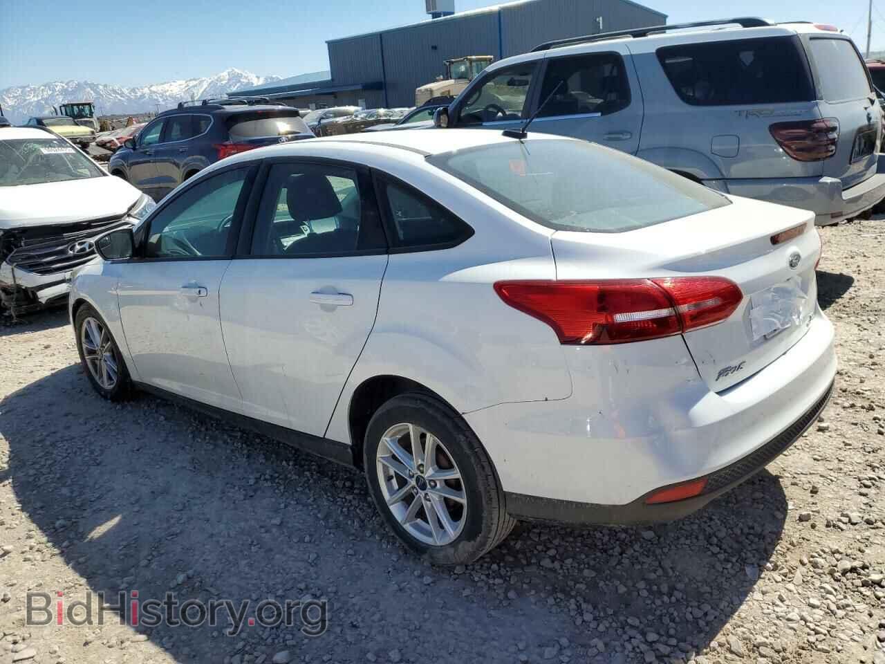 2016 FORD FOCUS - VIN: 1FADP3F26GL301491 - Photo 2
