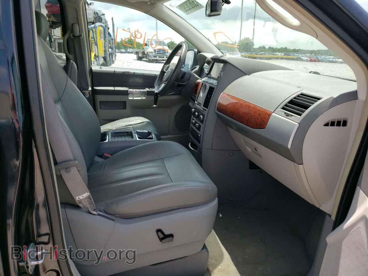 2008 CHRYSLER MINIVAN - VIN: 2A8HR54P98R771287 - Фото 5