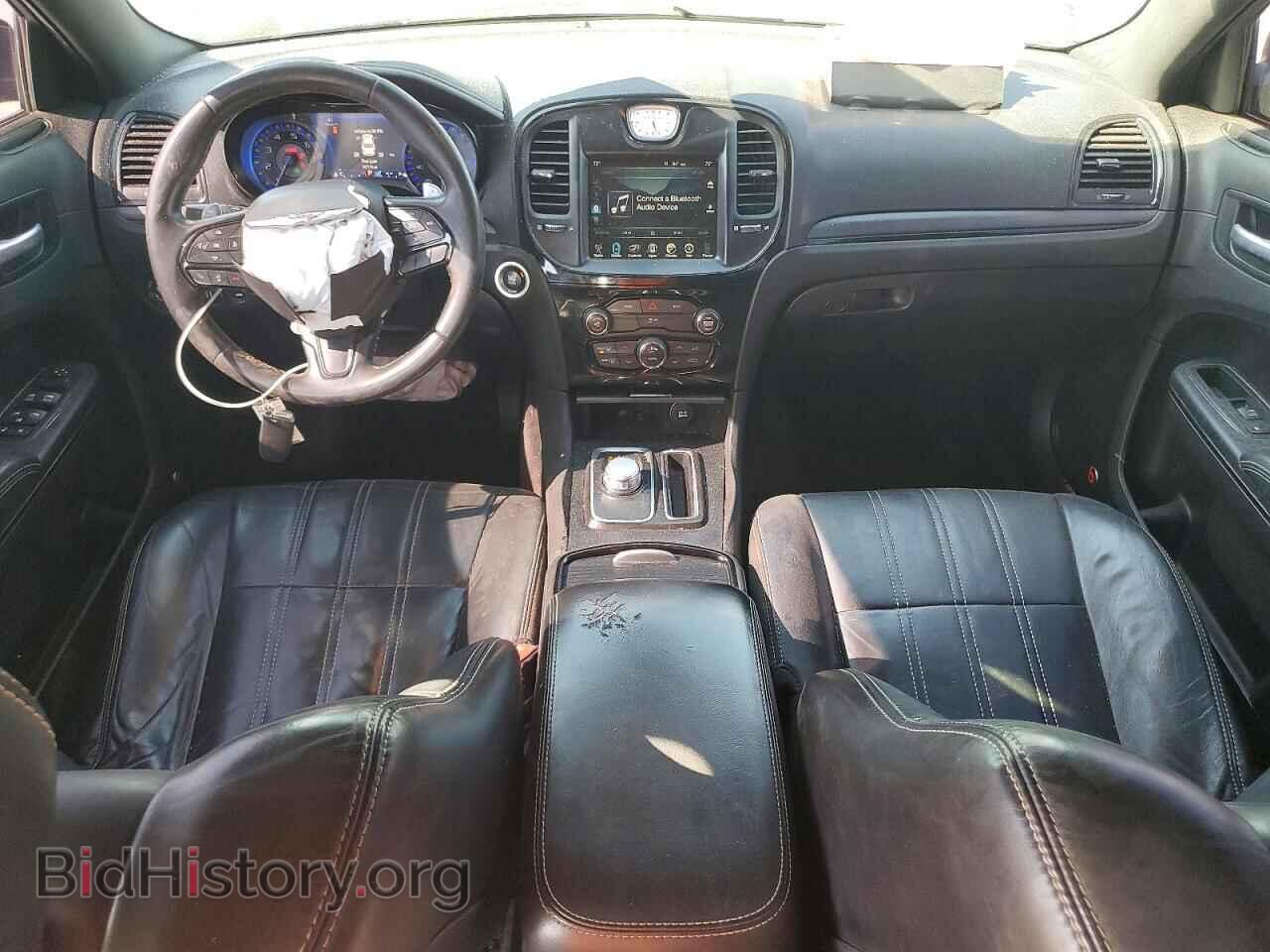 2016 CHRYSLER 300 - VIN: 2C3CCAGG5GH136258 - Photo 8