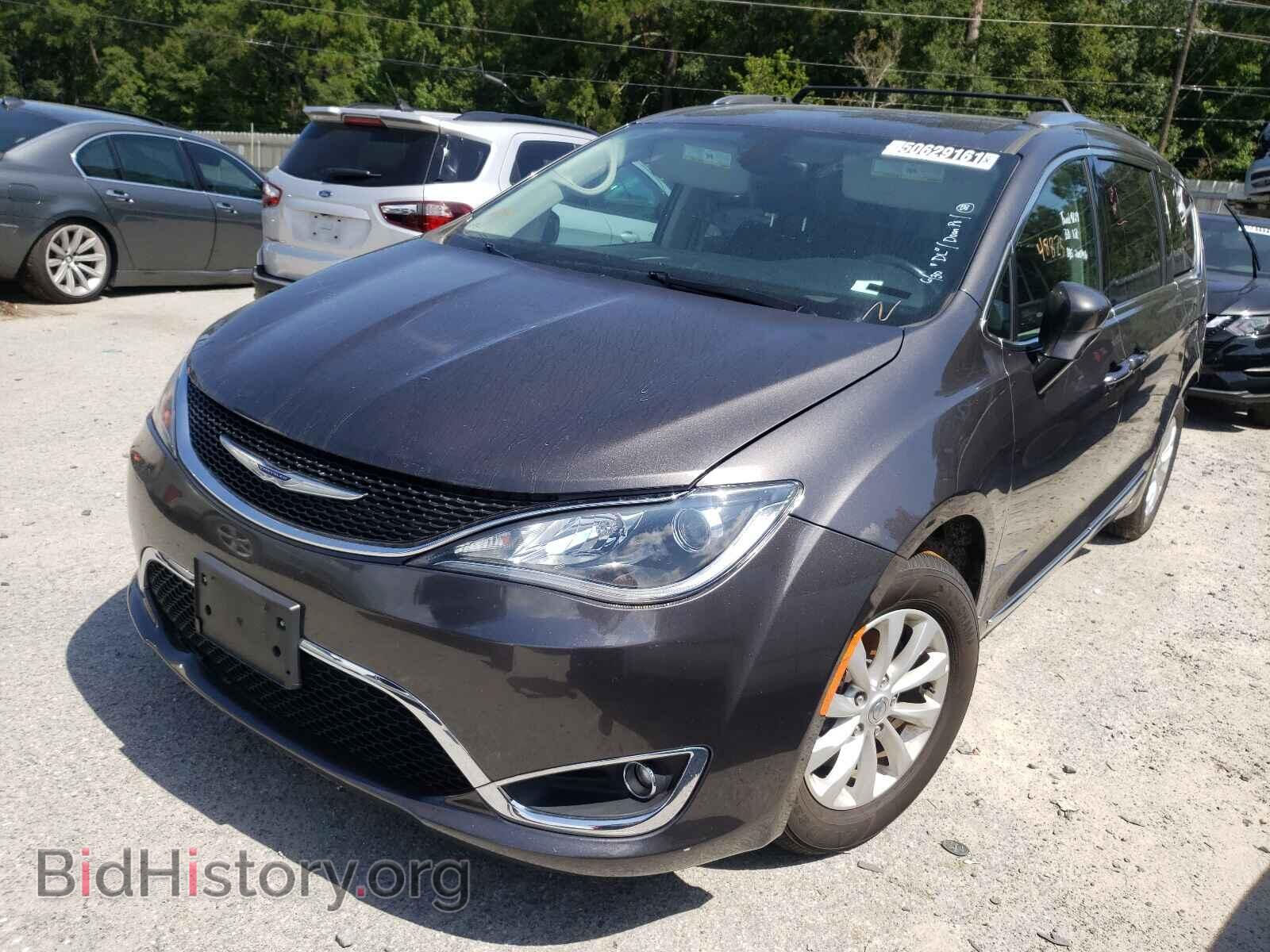 2019 CHRYSLER PACIFICA - VIN: 2C4RC1BG1KR700715 - Фото 2